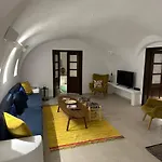 Anedosa Cave House Megalohóri