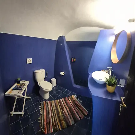 度假居 Anedosa Cave House 梅加洛克里